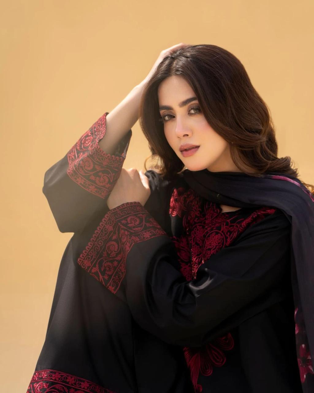 Zaroon Emb 3pc