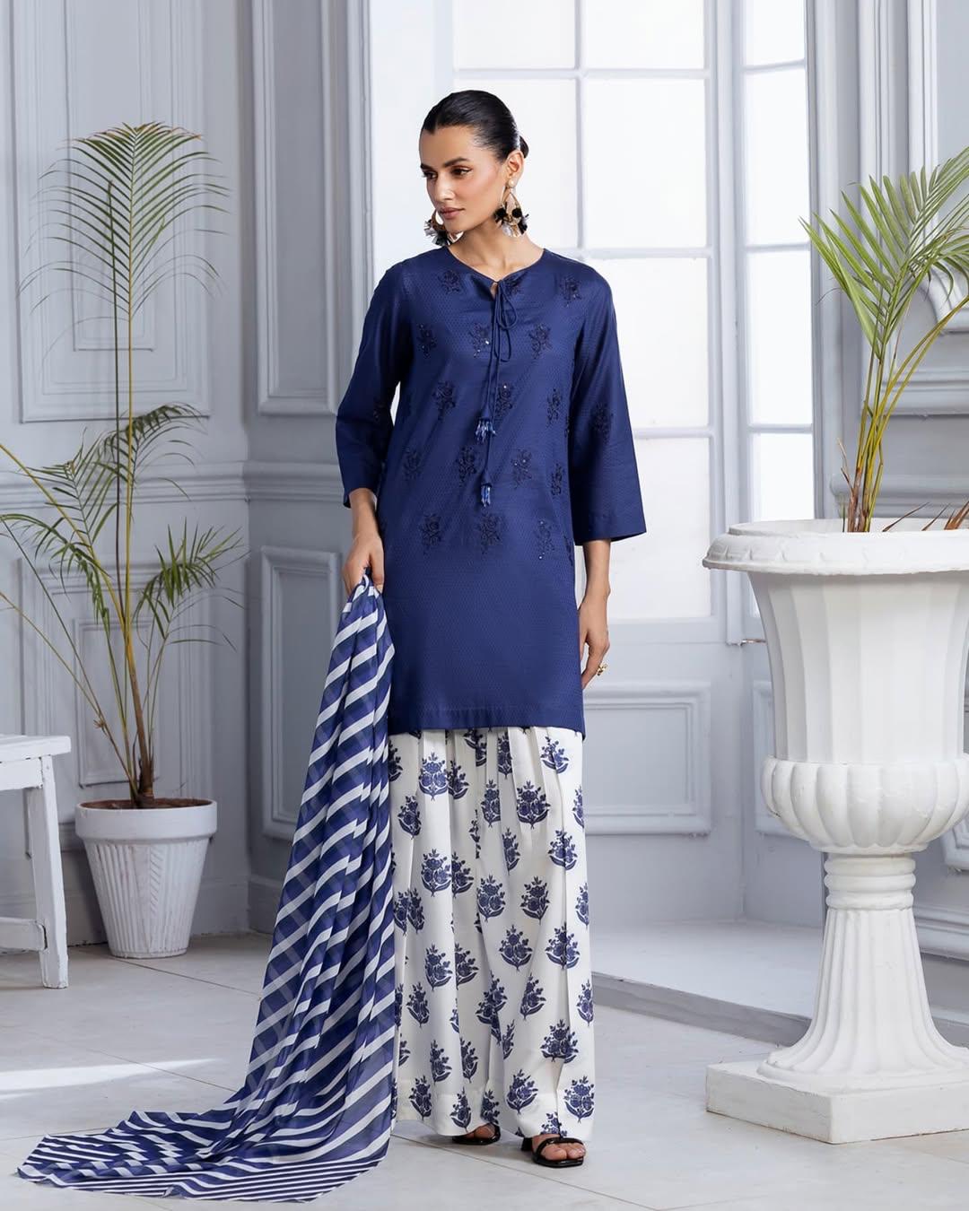 Blue Bloom Emb 3pc