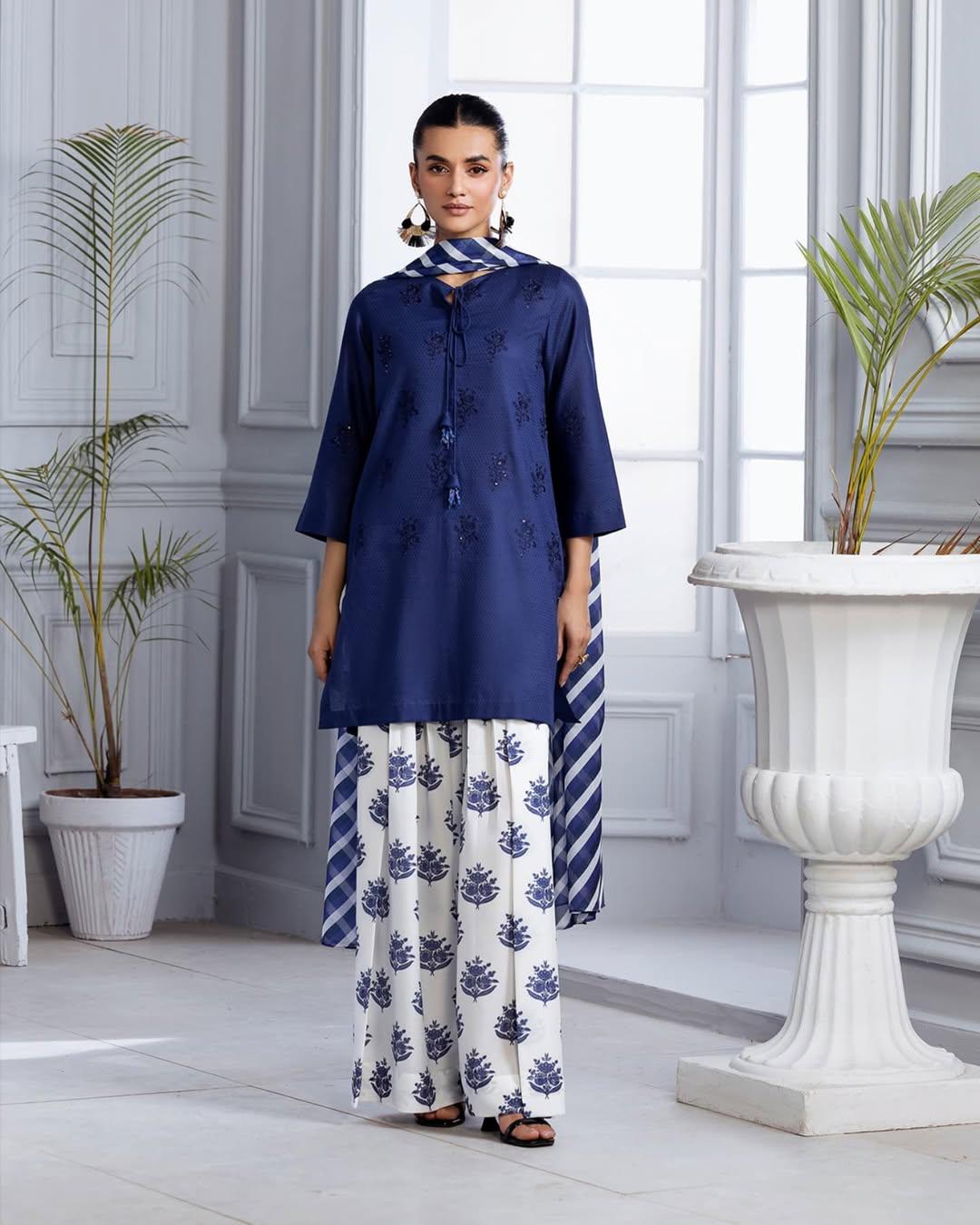 Blue Bloom Emb 3pc