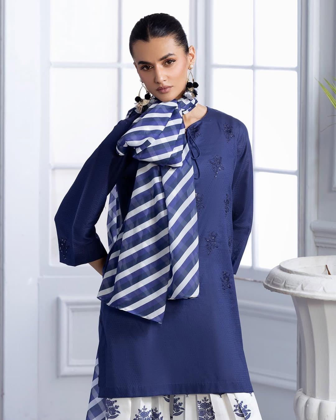 Blue Bloom Emb 3pc