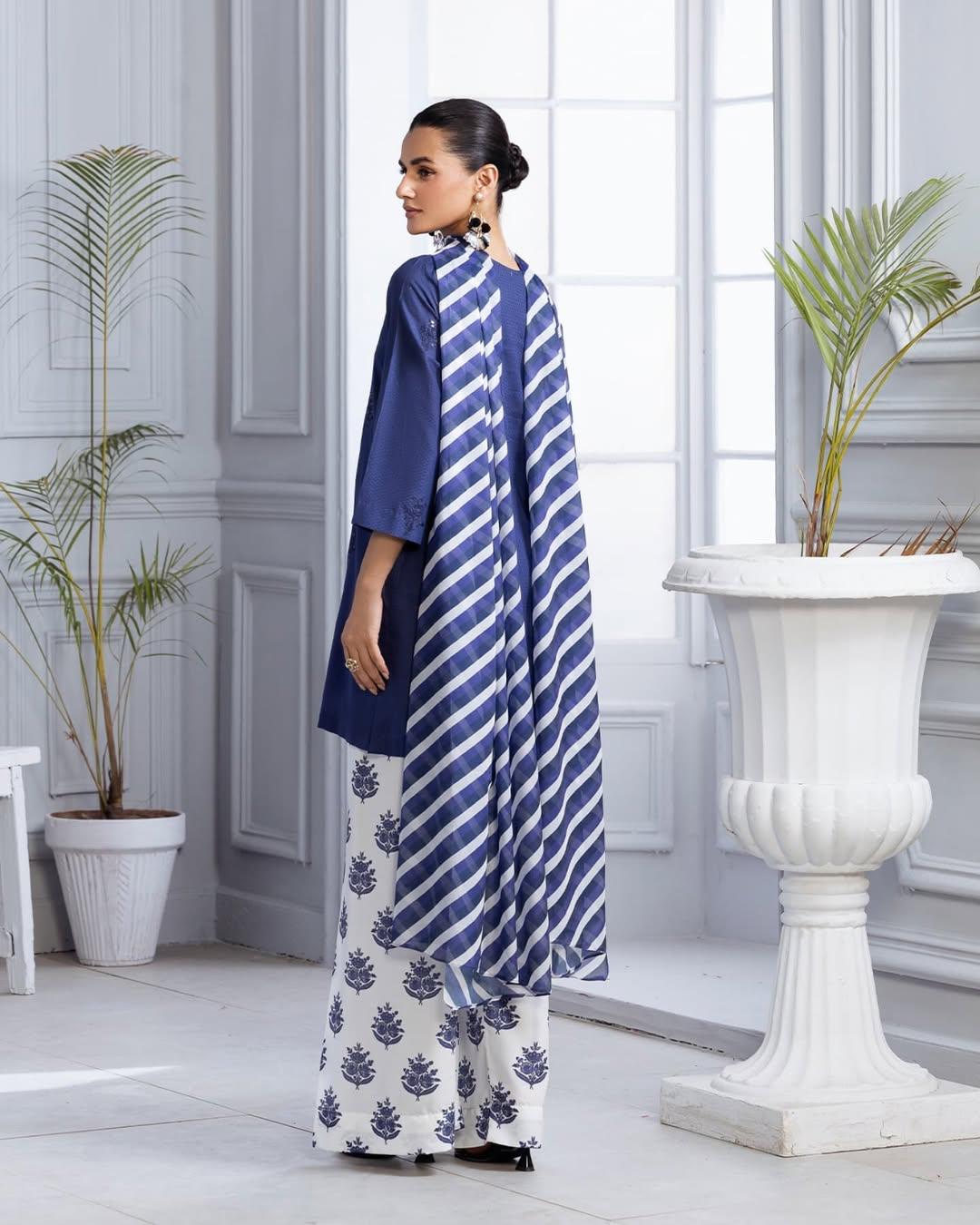 Blue Bloom Emb 3pc