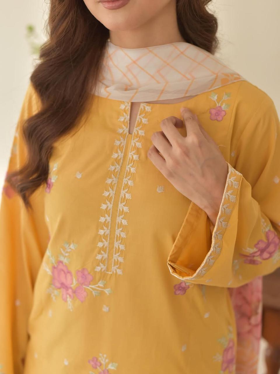 Sunaina Emb 3pc