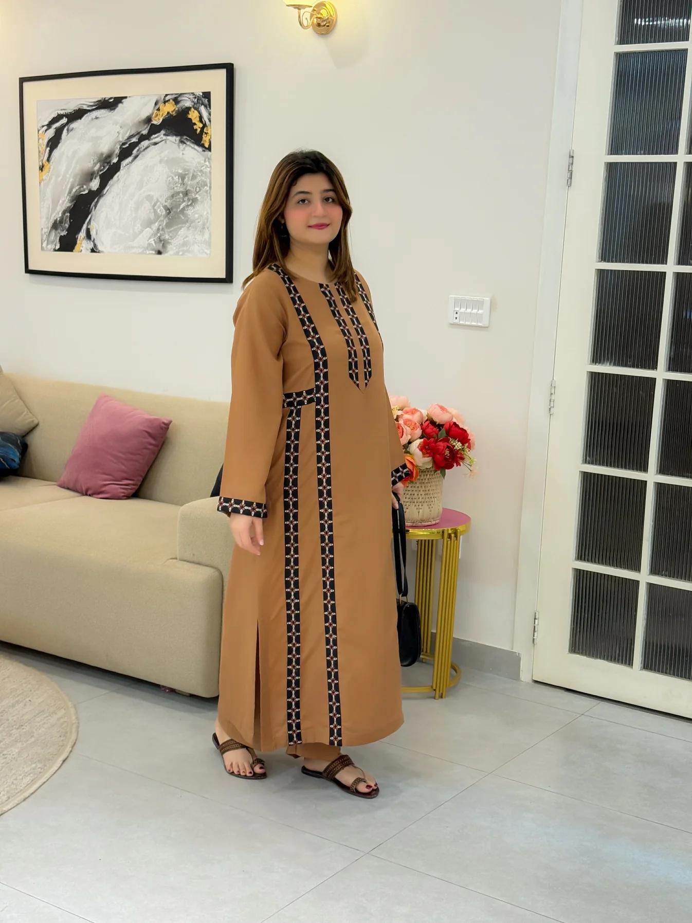 Zainab Emb 2pc