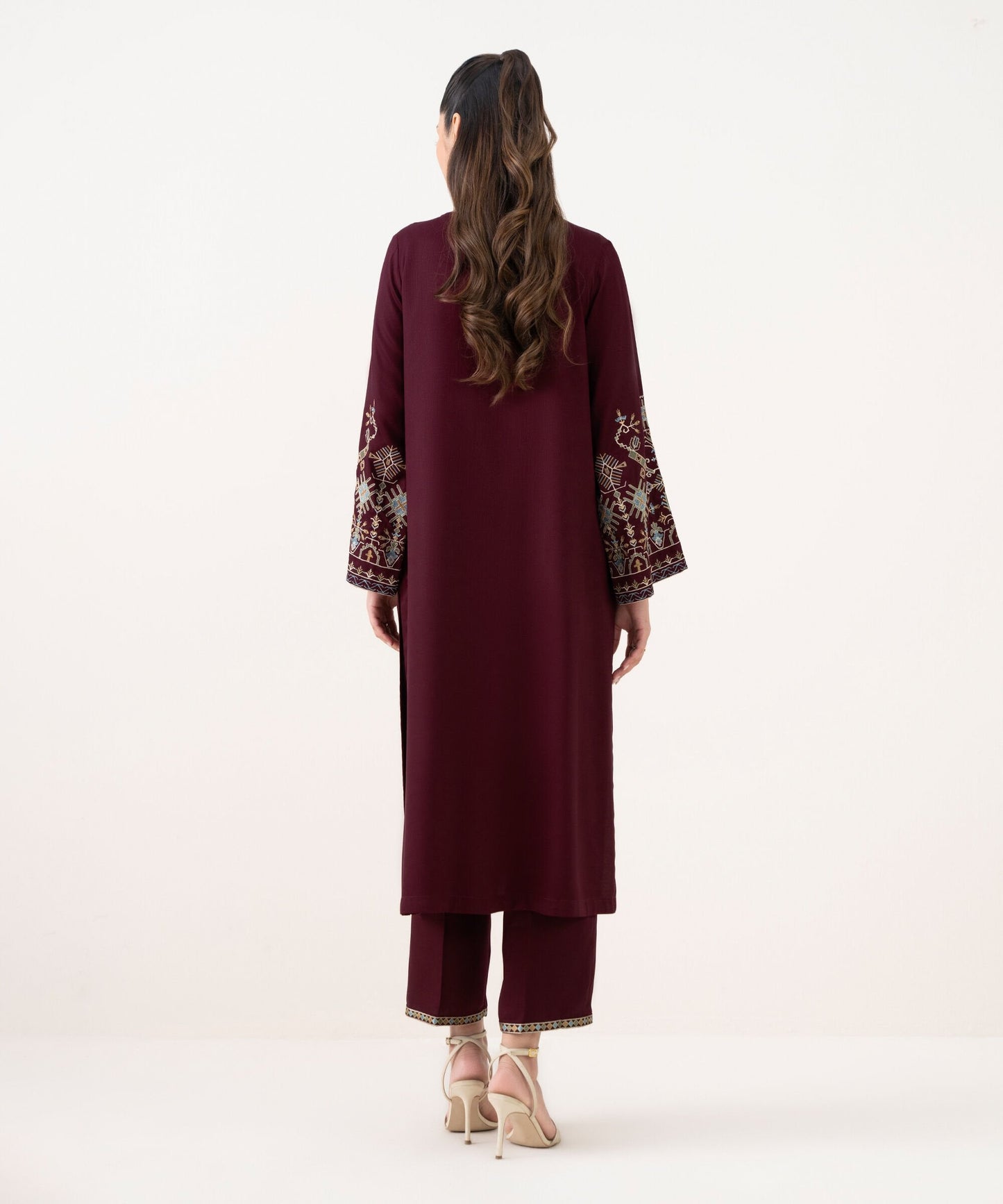 Ayeza Emb 2pc