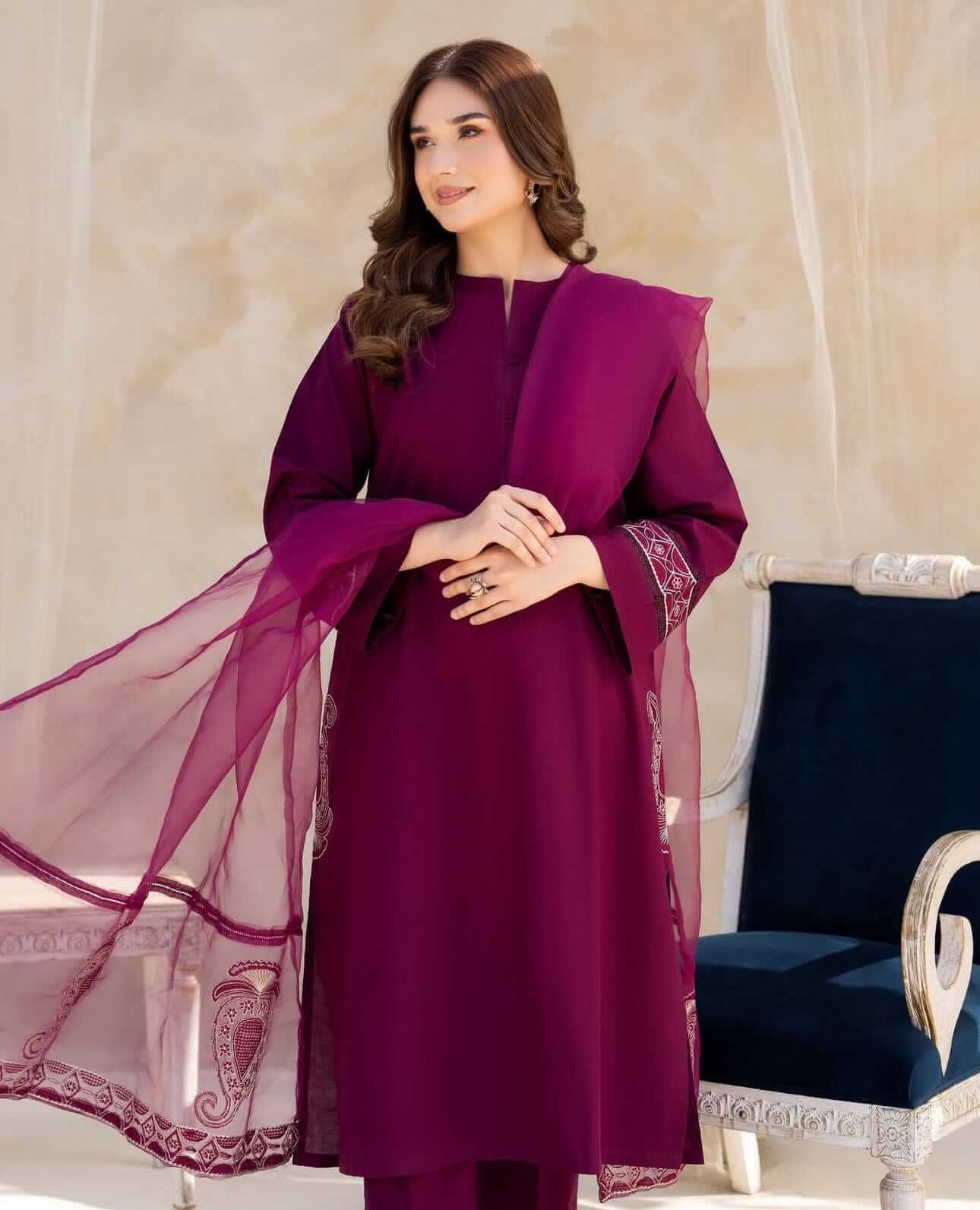 Calico Embroidery 3pc - Riwaiti Rang