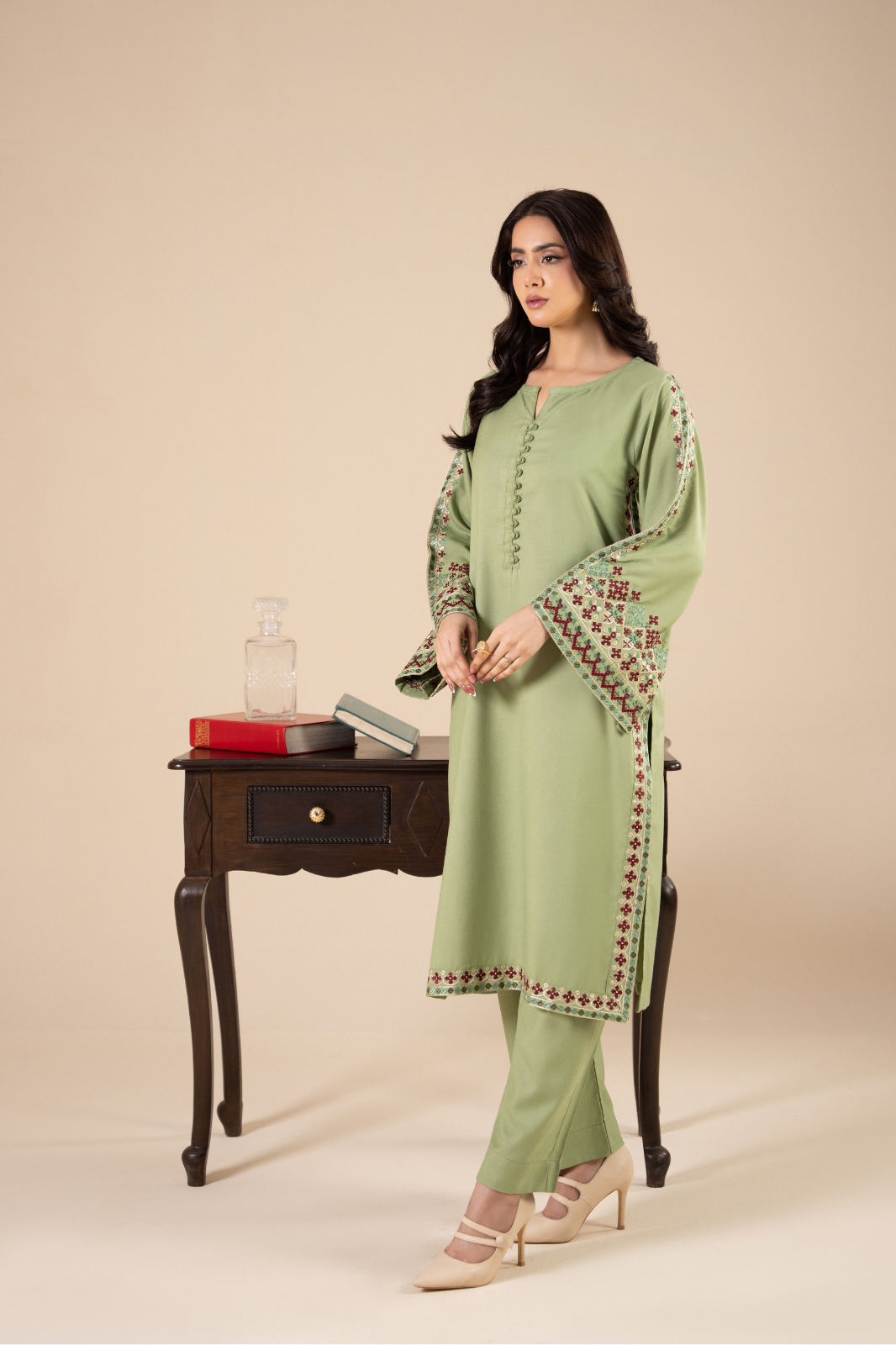 Hoorain Emb 3pc