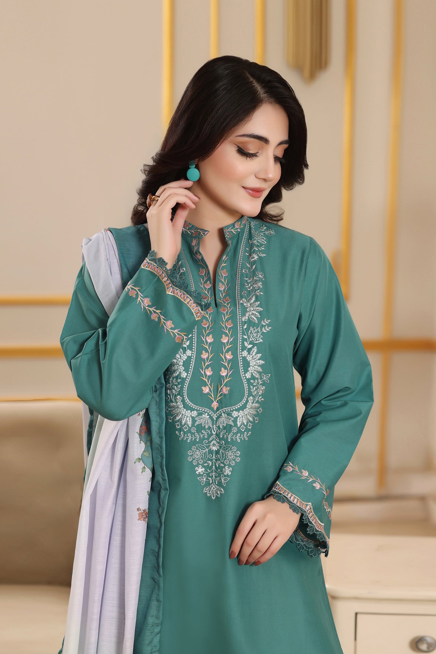 Andaaz Emb 3pc