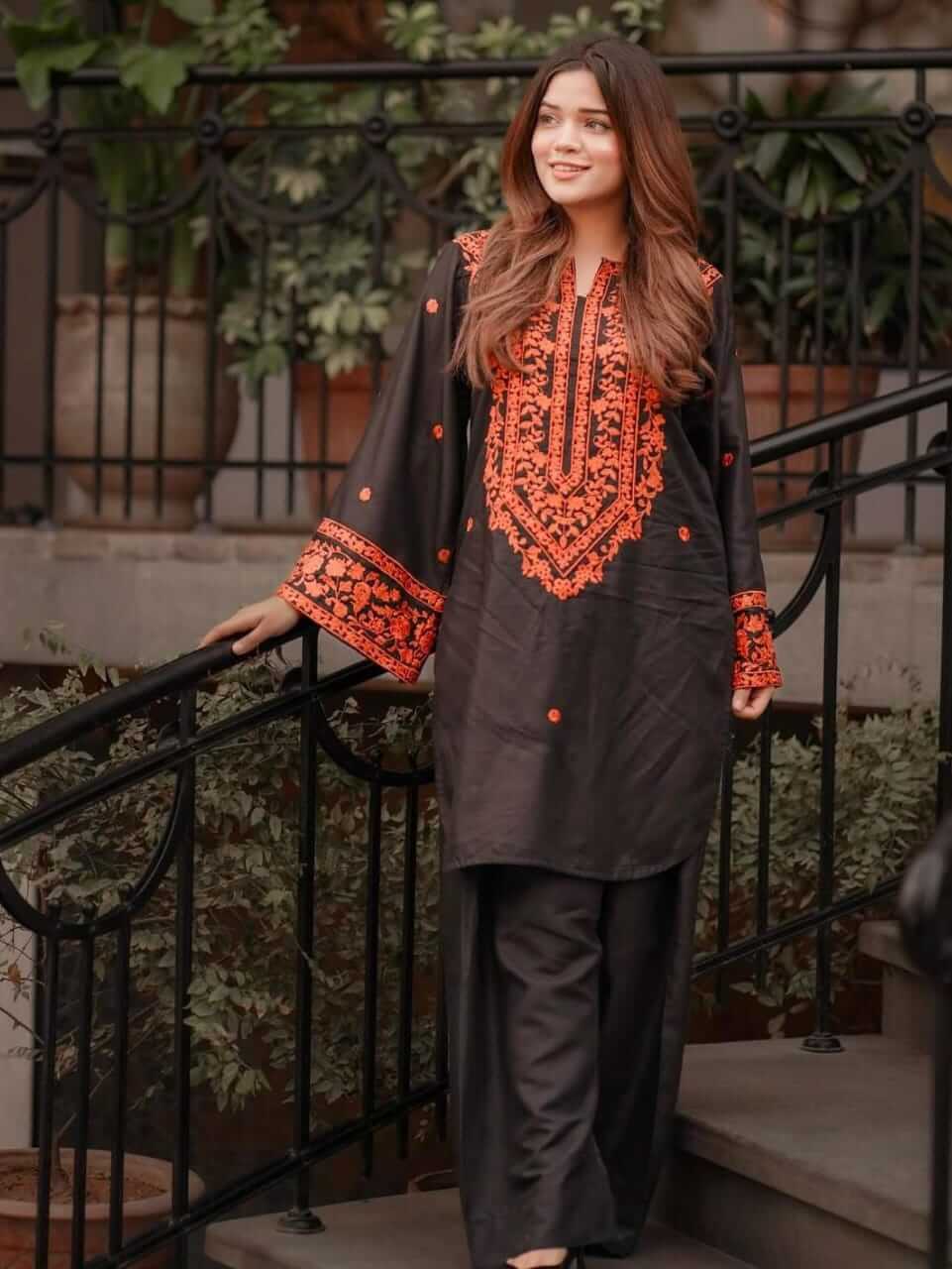 Sofia Emb Work 2pc - Riwaiti Rang